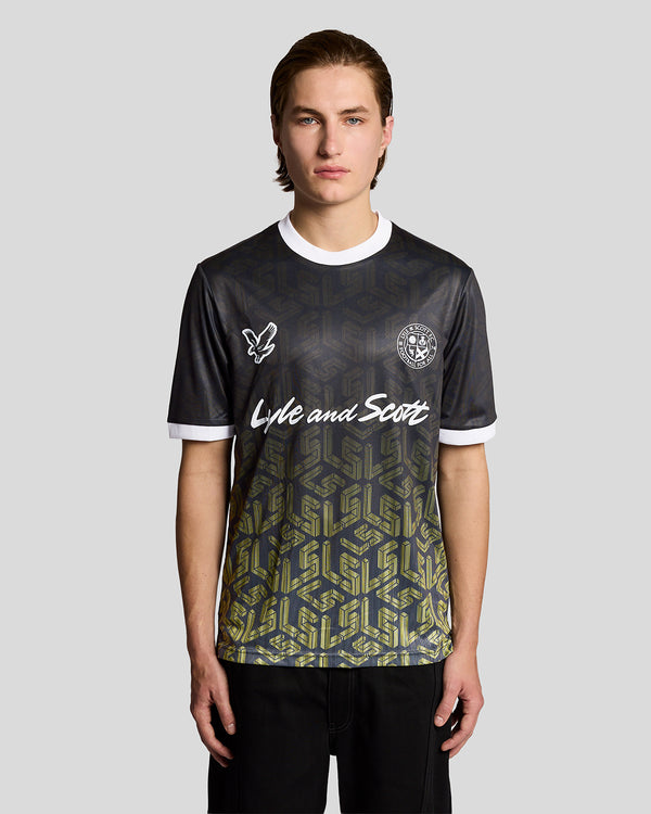 LYLE & SCOTT Ombre Emblem Football Shirt | Jet Black