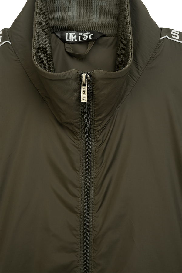 ❌ SALE ❌ UNFAIR ATHLETICS Trainingsjacke Curved Tape Tracktop | Olive